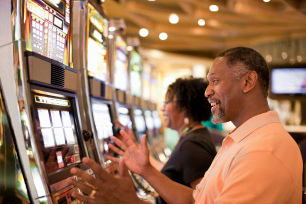 Mobile live blackjack and roulette tables beside Formula 1 market guide